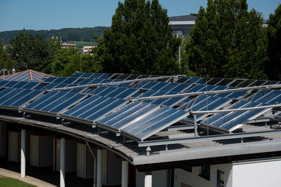 Photovoltaikanlage Freibad